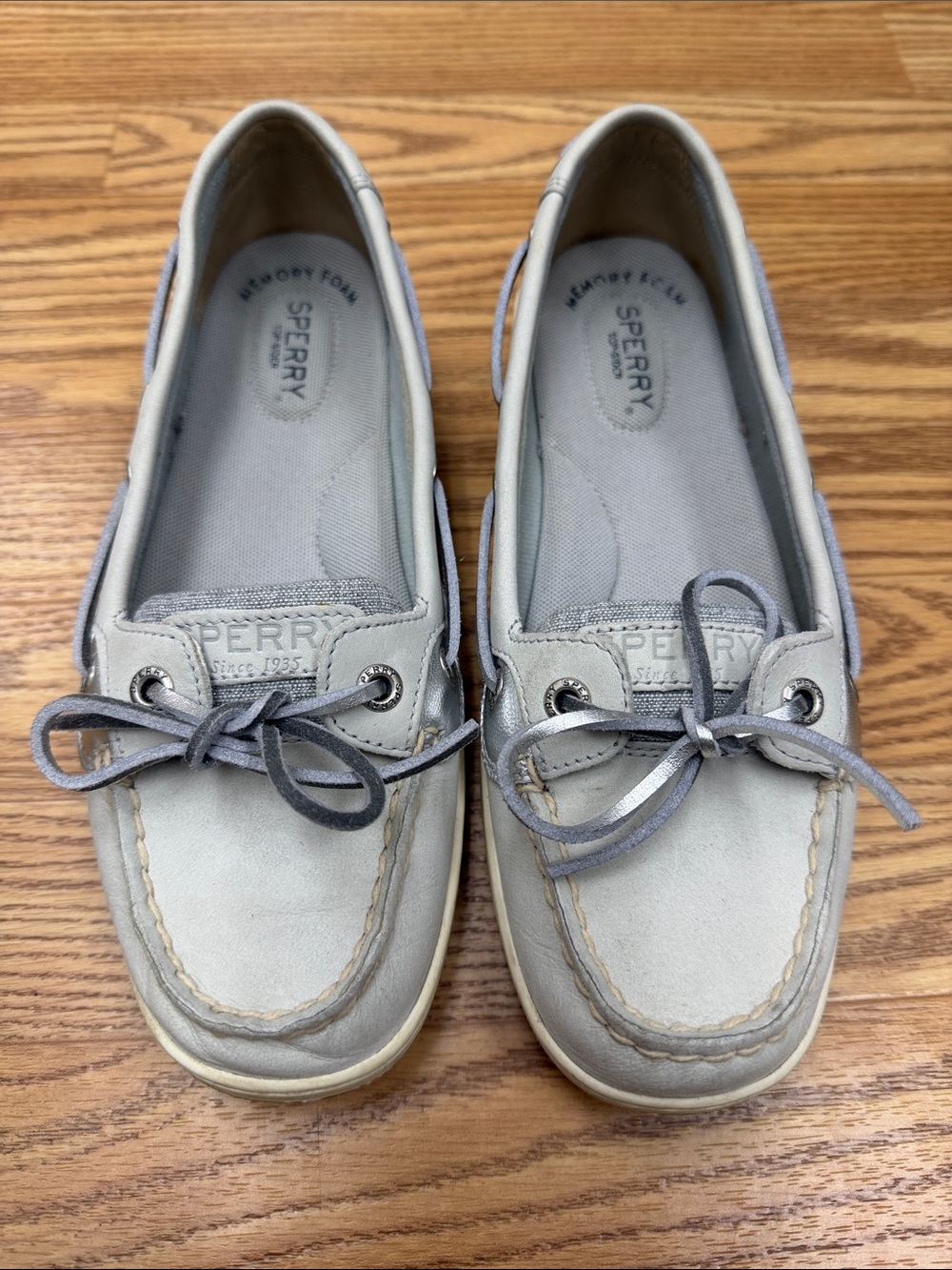 Sperry Women's Light Grey Leather Boat Loafers